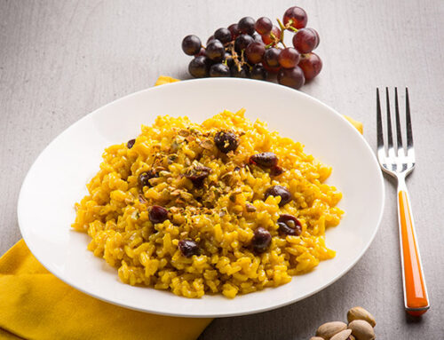 Risotto allʼuva rossa e zafferano